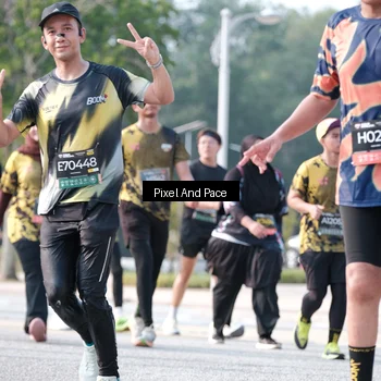 Runner Photo 6787432