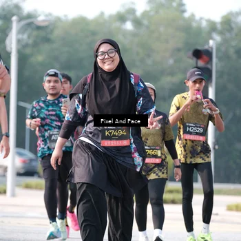 Runner Photo 6787467