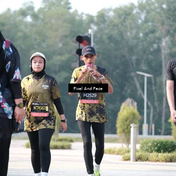 Runner Photo 6787476