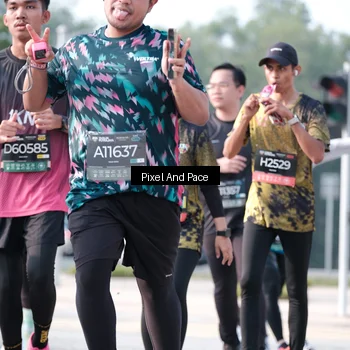 Runner Photo 6787489