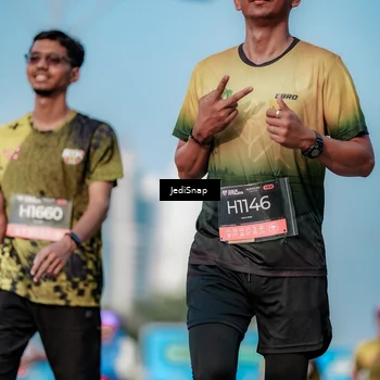 Runner Photo 6787506