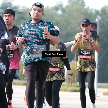 Runner Photo 6787511