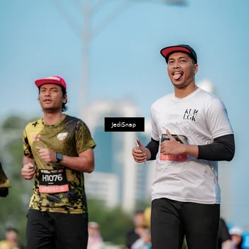 Runner Photo 6787520