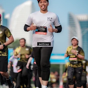 Runner Photo 6787541