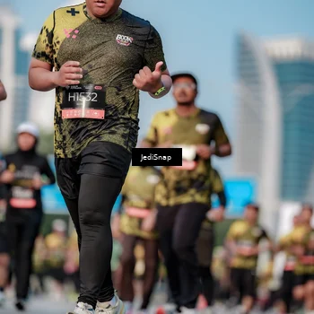 Runner Photo 6787551