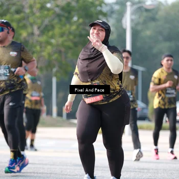 Runner Photo 6787553