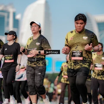 Runner Photo 6787559