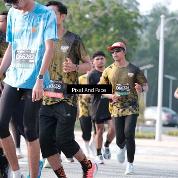Runner Photo 6787601