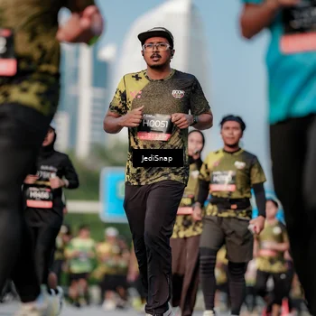 Runner Photo 6787617