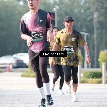 Runner Photo 6787626