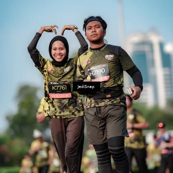 Runner Photo 6787631
