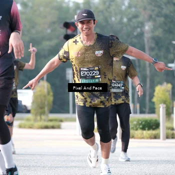 Runner Photo 6787662