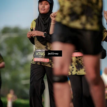 Runner Photo 6787671