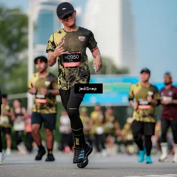 Runner Photo 6787716
