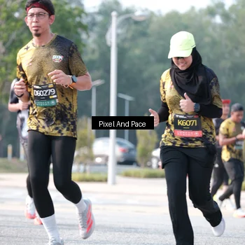 Runner Photo 6787719