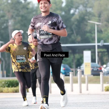 Runner Photo 6787723