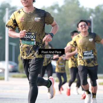Runner Photo 6787849