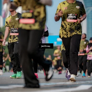 Runner Photo 6787850