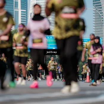 Runner Photo 6787863