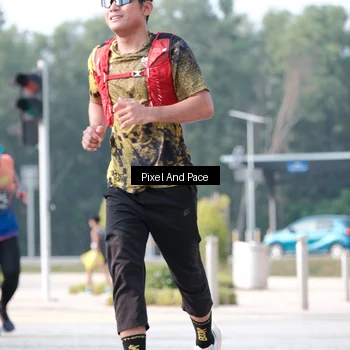 Runner Photo 6787880