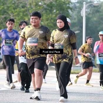 Runner Photo 6787917