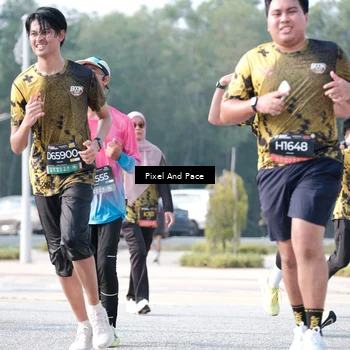 Runner Photo 6787936