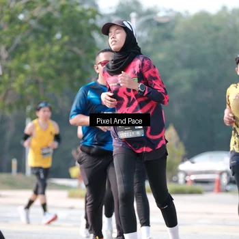 Runner Photo 6787980