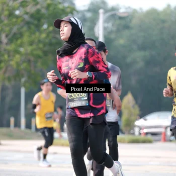Runner Photo 6787999