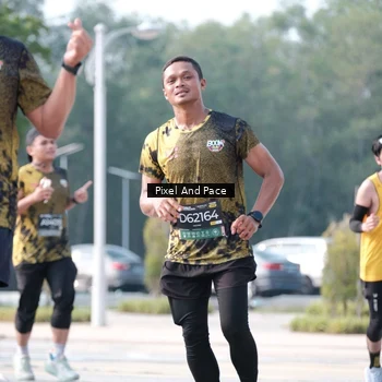 Runner Photo 6788007