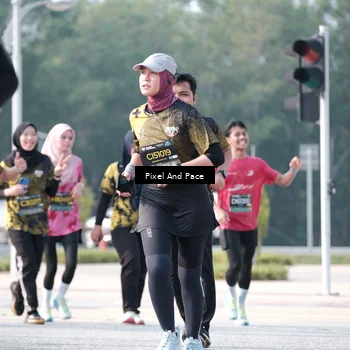 Runner Photo 6788033