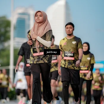 Runner Photo 6788034