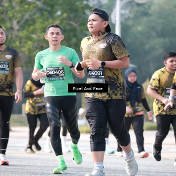 Runner Photo 6788039