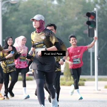 Runner Photo 6788040
