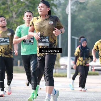 Runner Photo 6788041