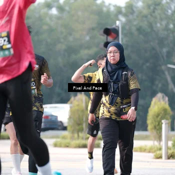 Runner Photo 6788080
