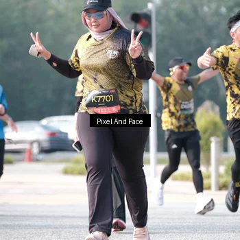 Runner Photo 6788124