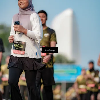 Runner Photo 6788178