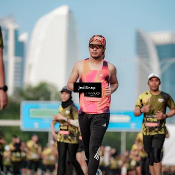 Runner Photo 6788194
