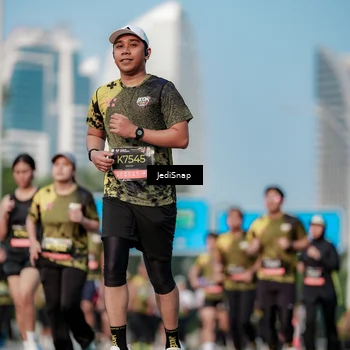 Runner Photo 6788255