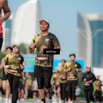 Runner Photo 6788271