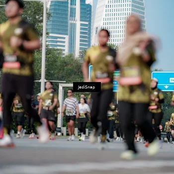 Runner Photo 6788335
