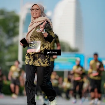 Runner Photo 6788365