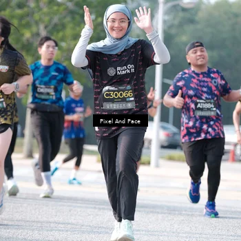 Runner Photo 6788378