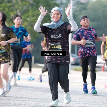 Runner Photo 6788379