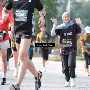 Runner Photo 6788382