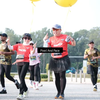 Runner Photo 6788487