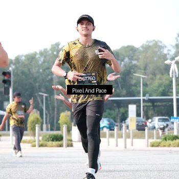 Runner Photo 6788503