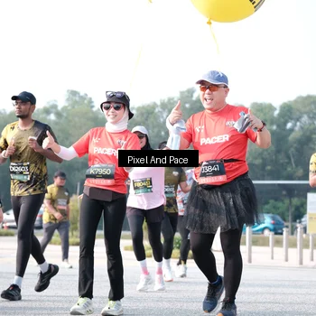 Runner Photo 6788505