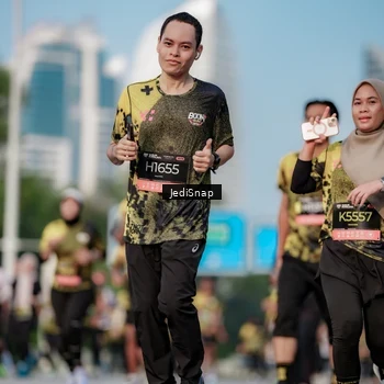 Runner Photo 6788559
