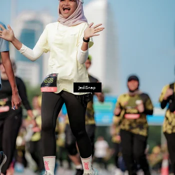 Runner Photo 6788868